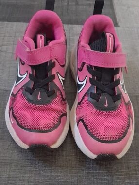 Nike Kids Hot Pink and Black Running SHOES with Velcro Strap